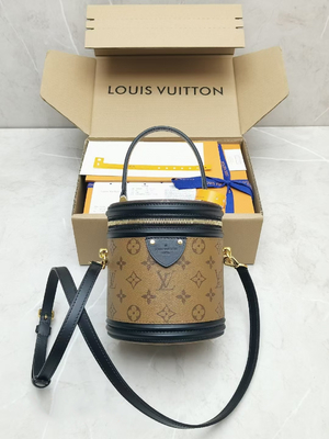 OEM LV কান বিপরীত মনোগ্রাম LV M43986 কাঁধের ব্যাগ