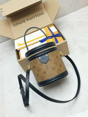 OEM LV কান বিপরীত মনোগ্রাম LV M43986 কাঁধের ব্যাগ