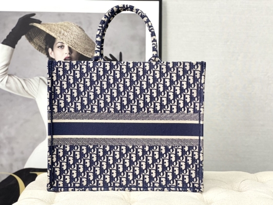 Dior Oblique এমব্রয়ডারি ক্যানভাস নেভি ব্লু ব্র্যান্ডেড শোল্ডার ব্যাগ খ্রিস্টান বই বড়
