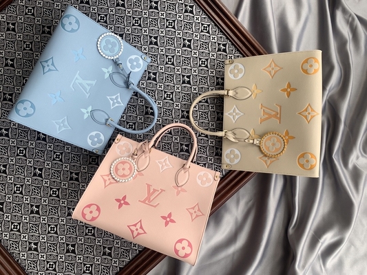 2WAY LV ব্র্যান্ডেড শোল্ডার ব্যাগ মনোগ্রাম OnTheGo MM লুই ভিটন