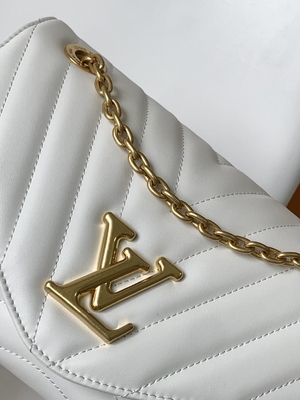 LV Preloved ব্র্যান্ডেড ব্যাগ M58549 নতুন ওয়েভ চেইন ব্যাগ