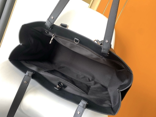 Mens Sac Plat অনুভূমিক Zippé 24H M45571 Louis Vuitton ব্যাগ