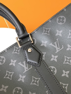 Mens Sac Plat অনুভূমিক Zippé 24H M45571 Louis Vuitton ব্যাগ
