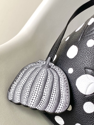 মহিলা সাদা কালো NéOnoé MM লুই Vuitton Yayoi Kusama হ্যান্ডব্যাগ