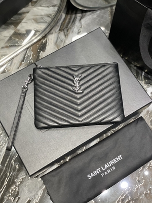 মনোগ্রাম কুইল্টেড লেদার YSL কুইল্টেড লেদার পাউচ এনভেলপ ক্লাচ