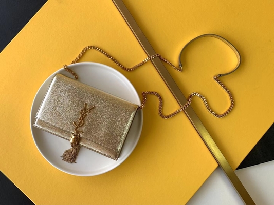মাঝারি Kate Tassel লাল YSL সেন্ট লরেন্ট Woc জিপার বন্ধ